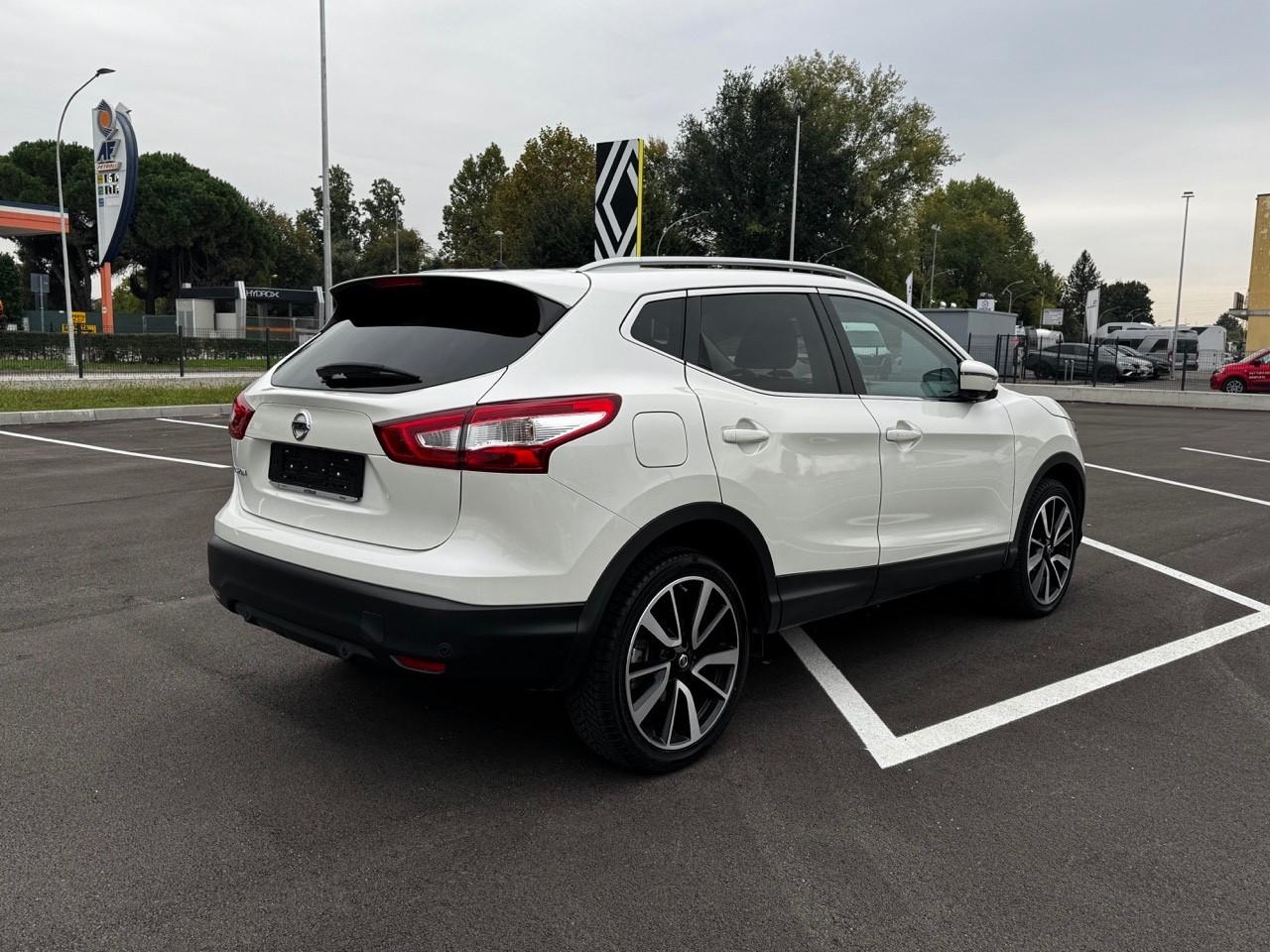 Nissan Qashqai 1.6 dCi 4WD Tekna