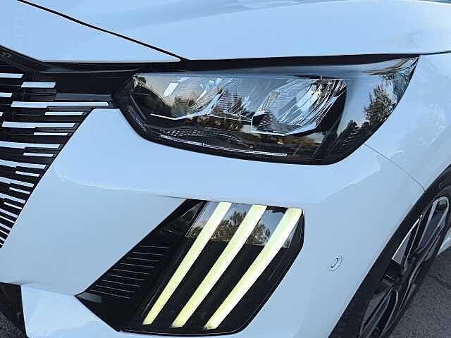 Peugeot 208 PureTech 100 Stop&Start 5 porte Allure