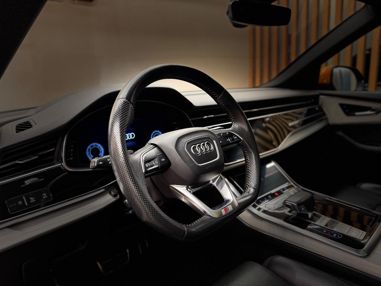 Audi Q8 50 TDI 286 CV quattro tiptronic S LINE EXCLUSIVE COLOR