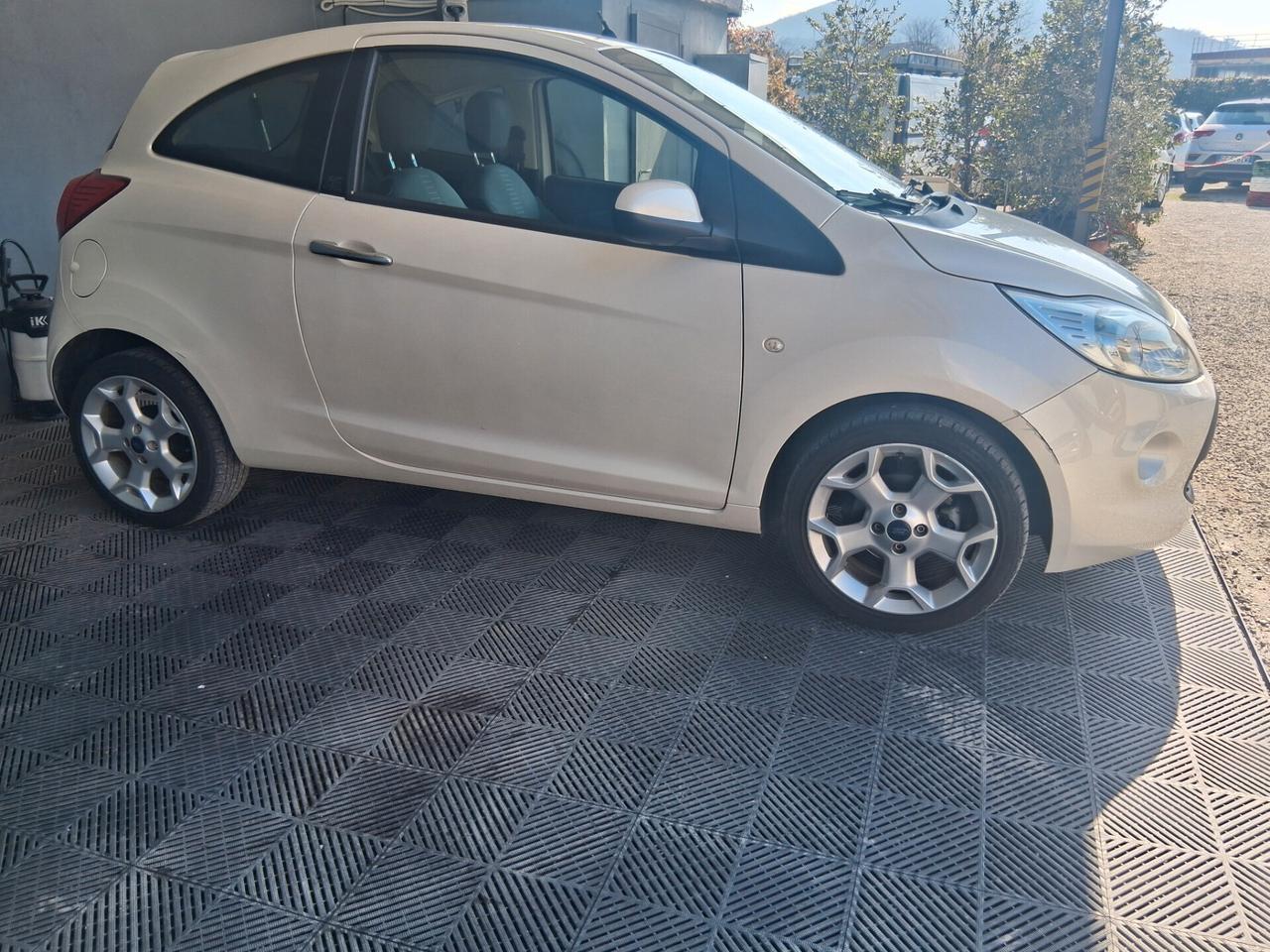 Ford Ka Ka+ 1.2 8V 69CV Titanium