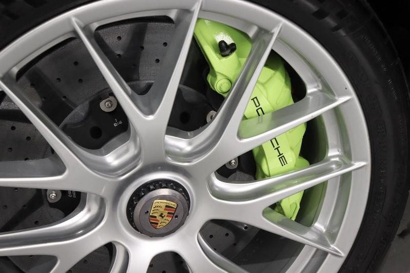 Porsche 918 Spyder - Weissach Package