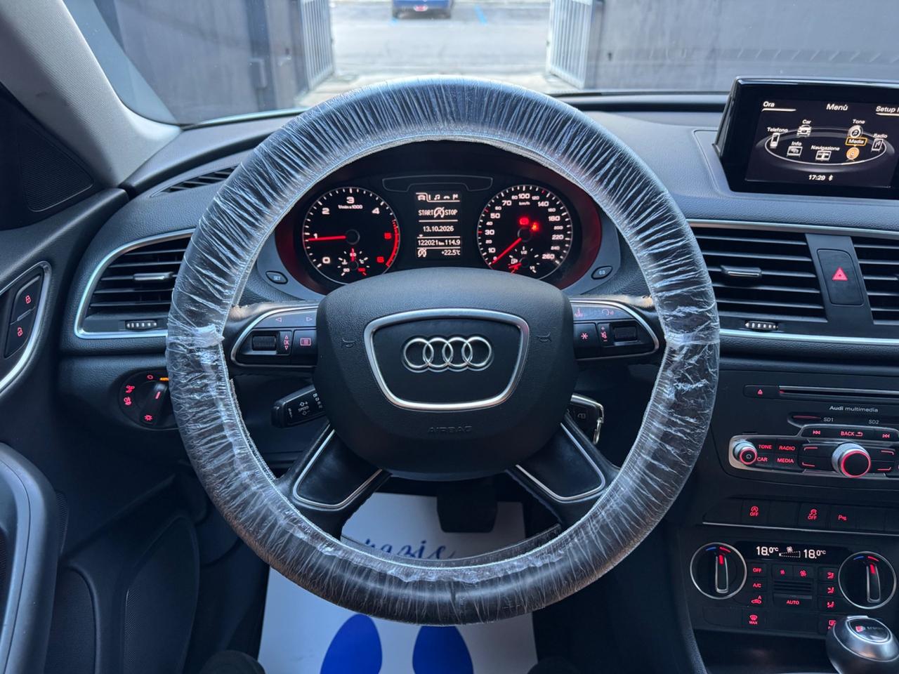 Audi Q3 2.0 TDI 120 CV Business Sport