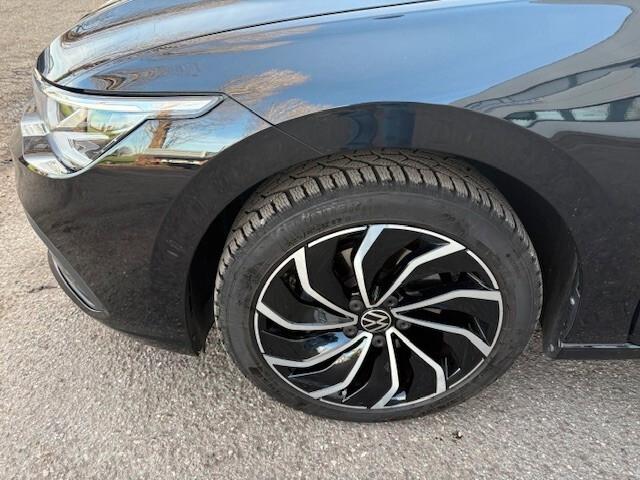 Volkswagen Golf 1.0 TSI EVO Life DSG