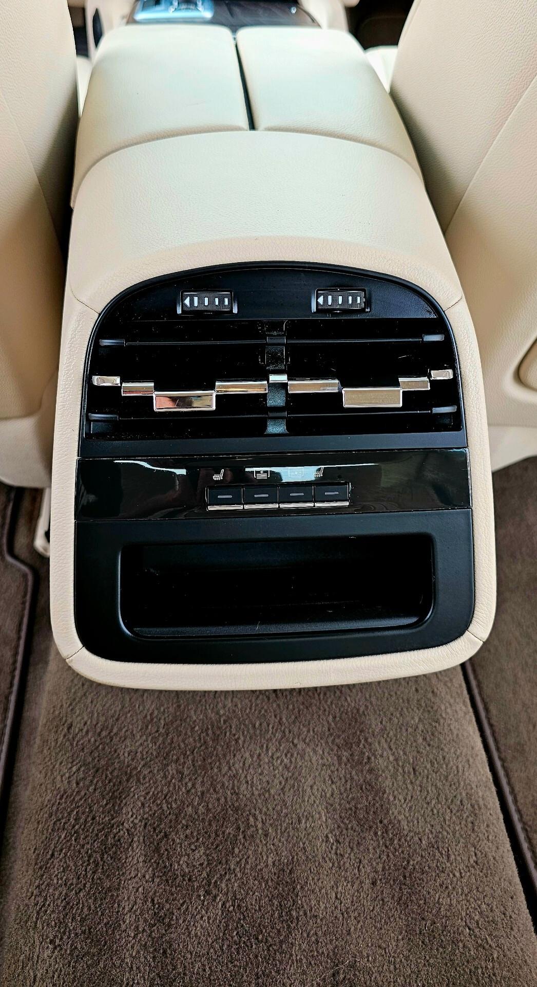 Maserati Quattroporte v6