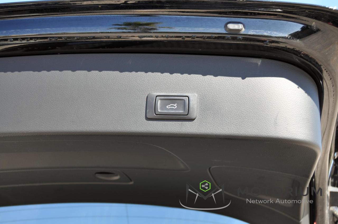 Audi A6 Avant 3.0 tdi Edition quattro 218cv s-tronic