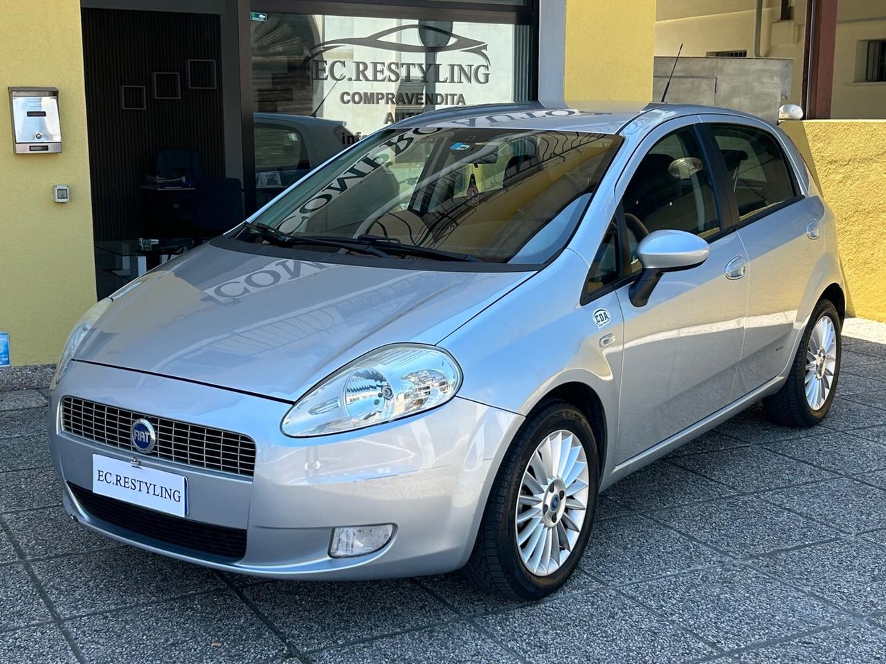 Fiat Grande Punto 1.4 95cv neopatentati