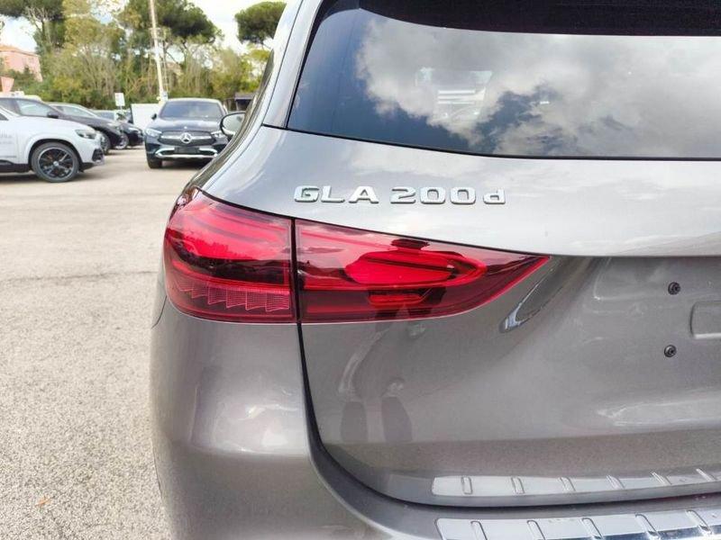 Mercedes-Benz GLA 200d Automatic Advanced Progressive