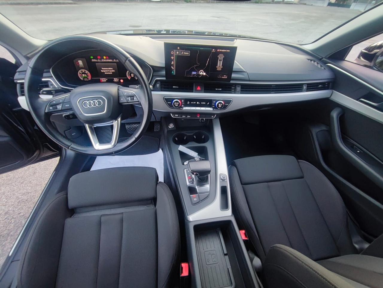 Audi A4 Avant 40 2.0 tdi S line edition 204cv s-tronic