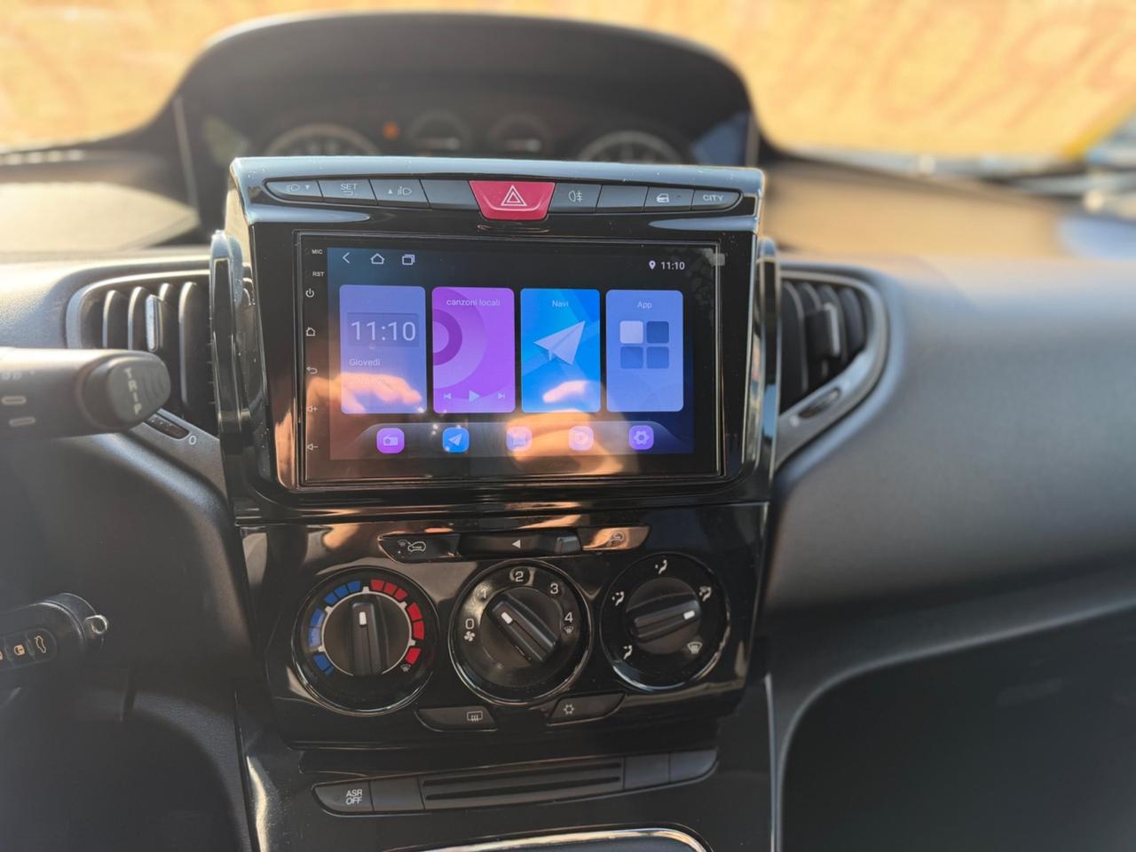 Lancia Ypsilon 1.2 69 CV 5 P PLATINUM