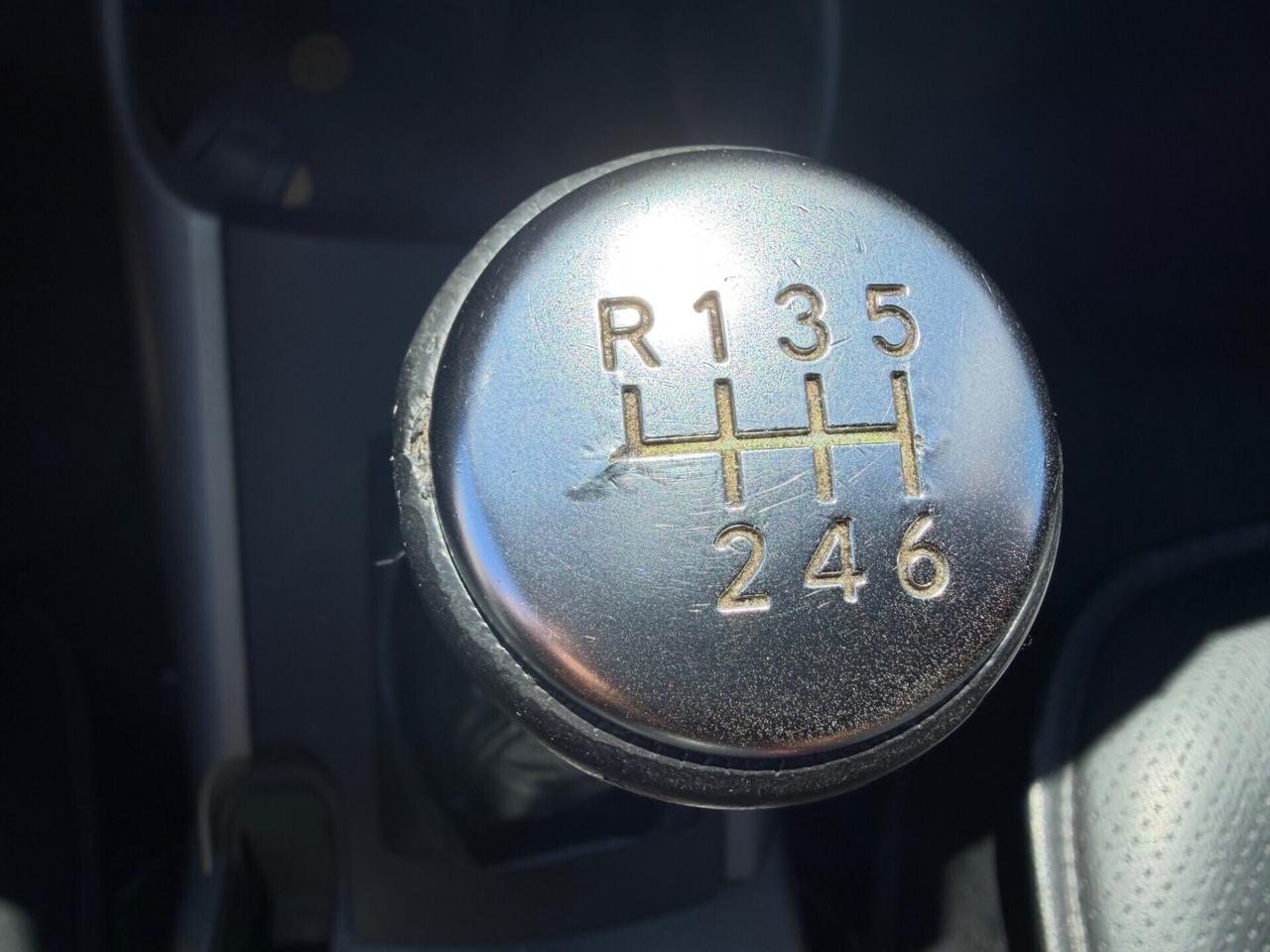 Toyota RAV 4 2.2 D-4D 136 CV tenuto maniacalmente