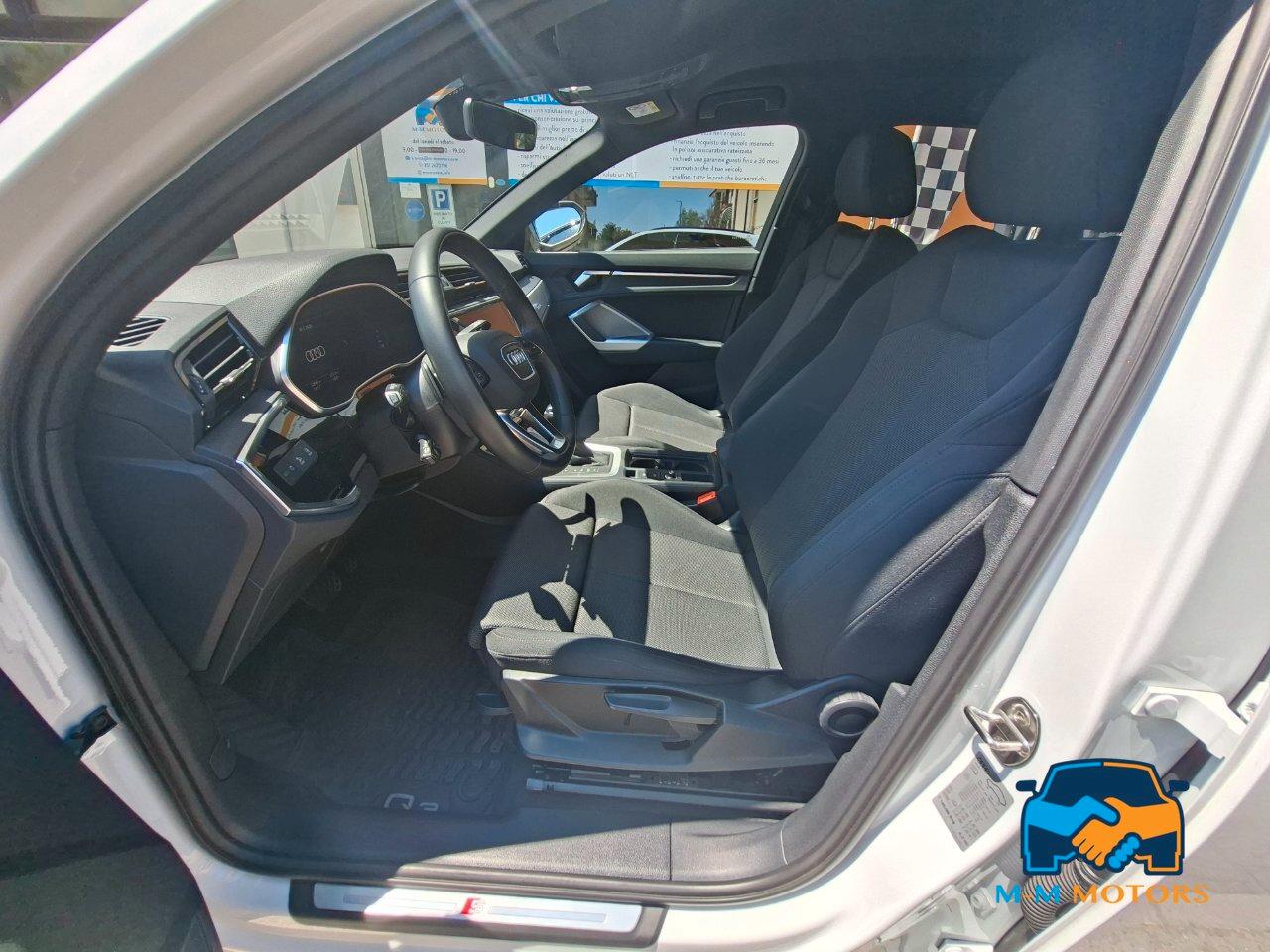 Audi Q3 40 2.0 tfsi Identity Black quattro s-line