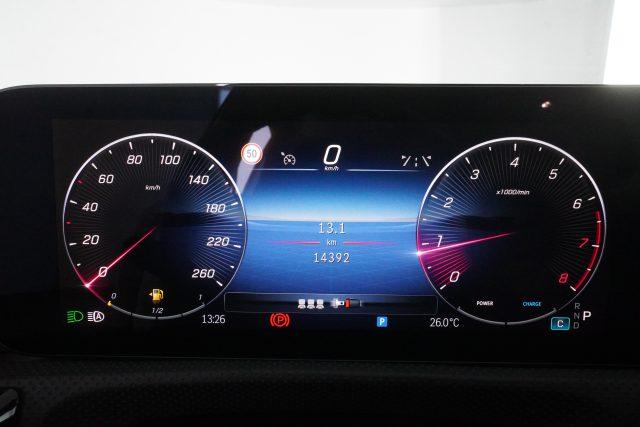 MERCEDES-BENZ A 180 A 180 Automatic Progressive Advanced