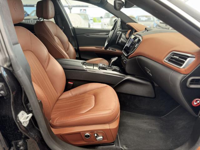 MASERATI Ghibli 330cv MHEV (PelleCognac/APP/LED/Retro)