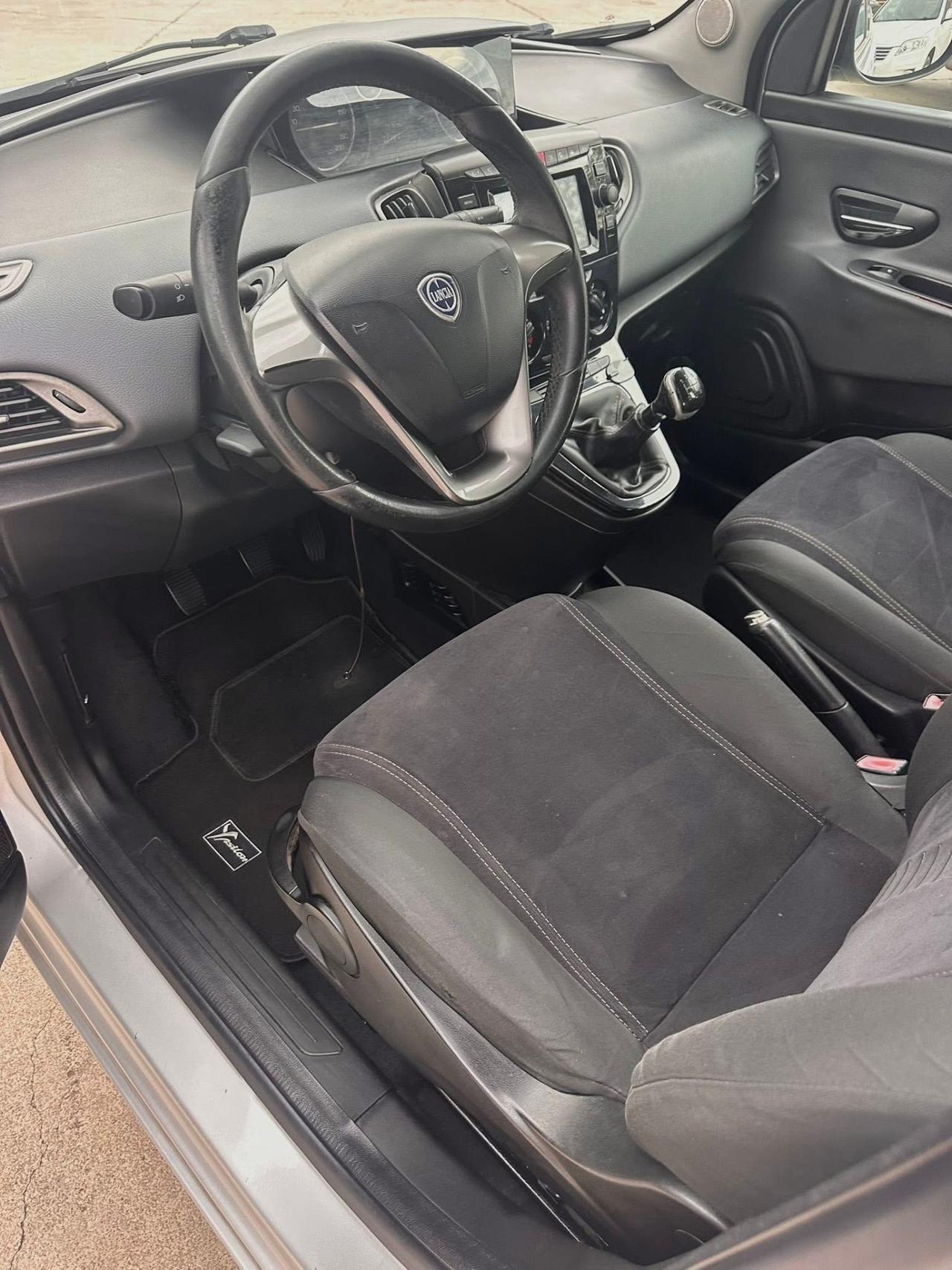 Lancia Ypsilon 1.3 MJT 16V 95 CV 5 porte S&S Gold