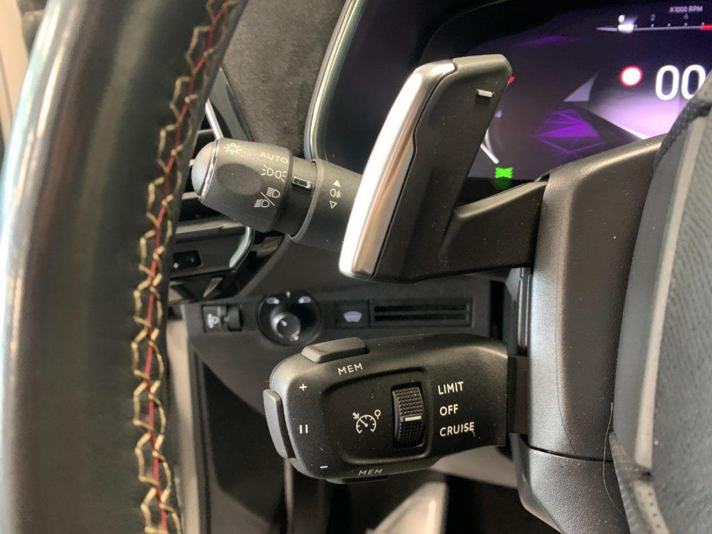 DS DS7 Performance Line + STRAFULL 1.5 BlueHDi AUTOMATICO