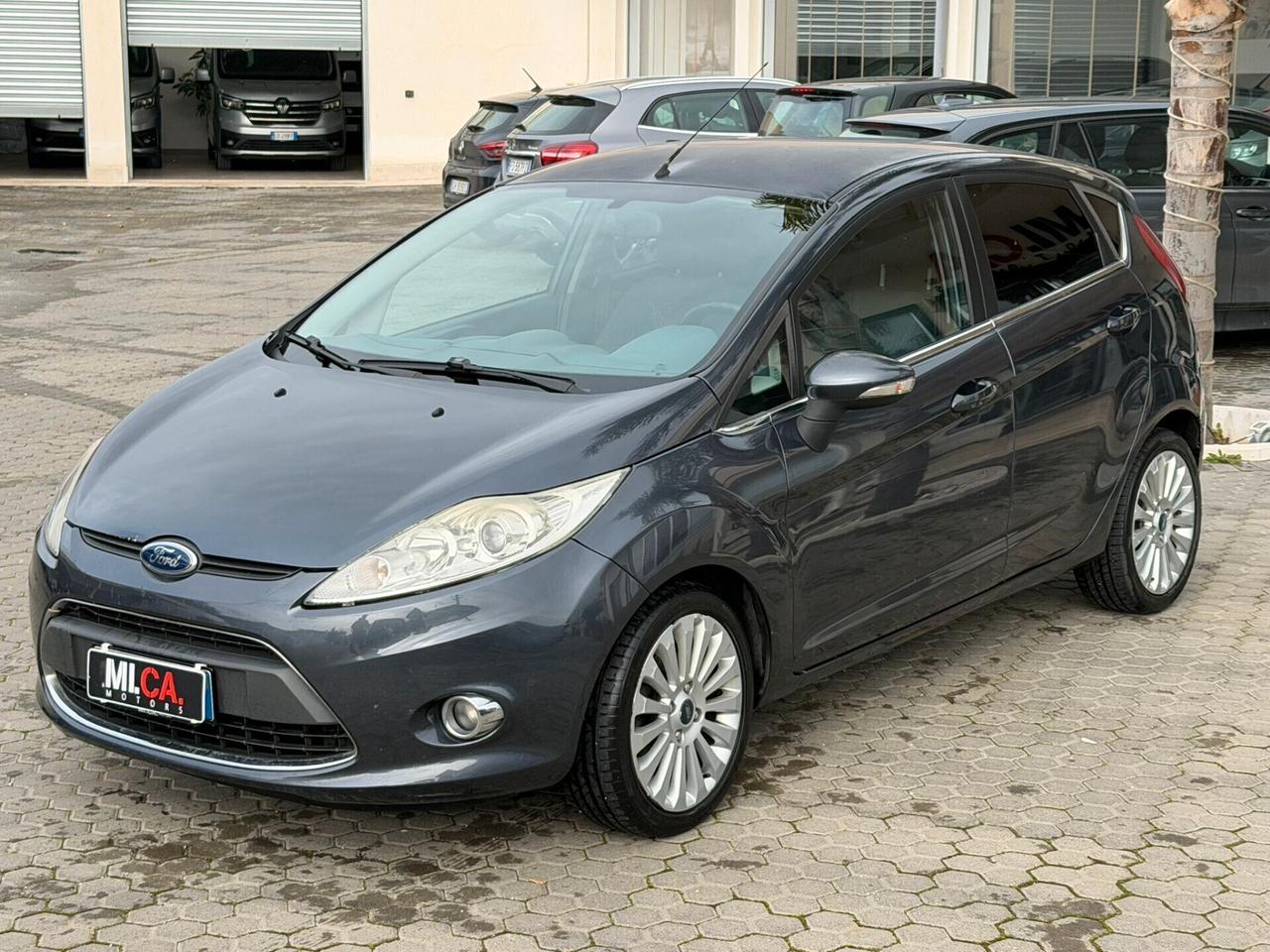 Ford Fiesta 1.4 TDCi 68CV 5 porte Titanium