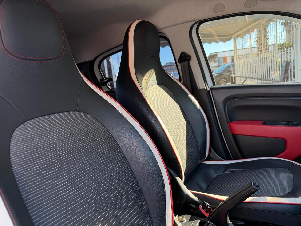 RENAULT TWINGO 2019 SCe Stop&Start La Parisienne 42000KM