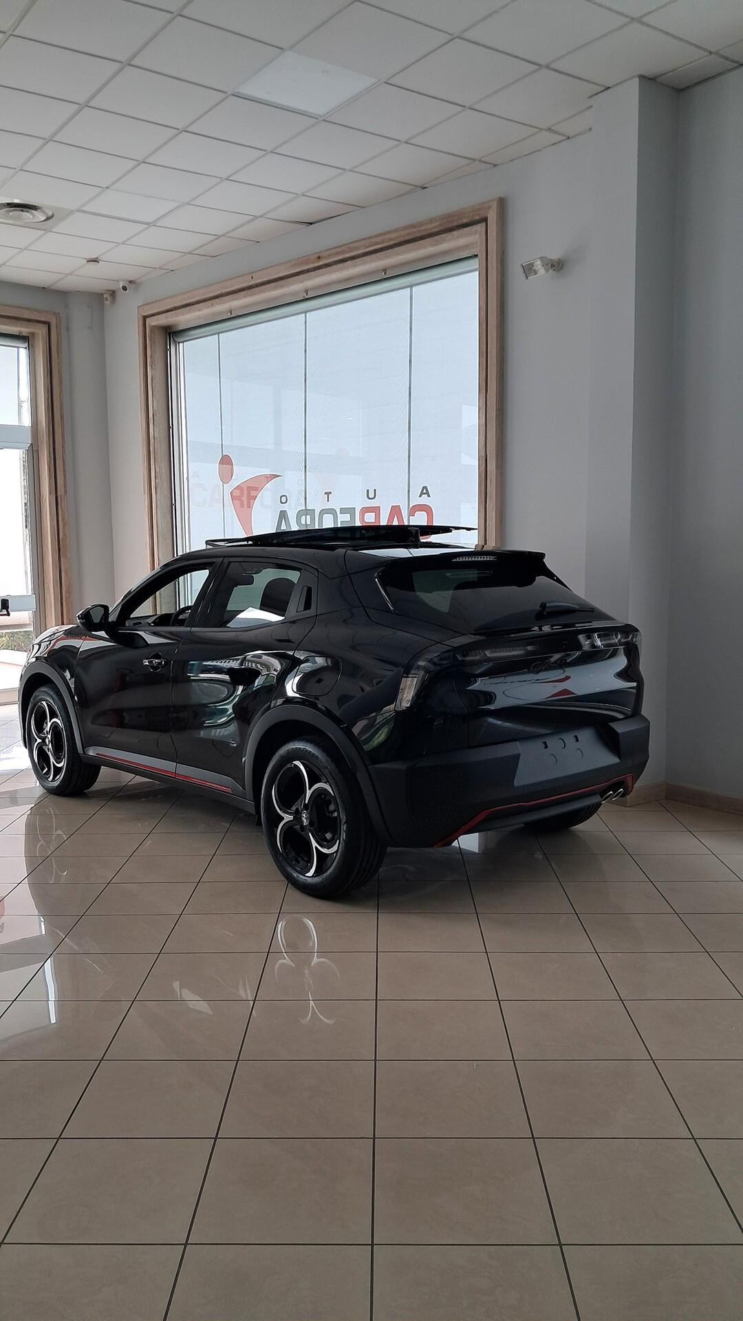 Alfa Romeo Junior 1.2 136 CV Hybrid eDCT6 Speciale tetto Apribile