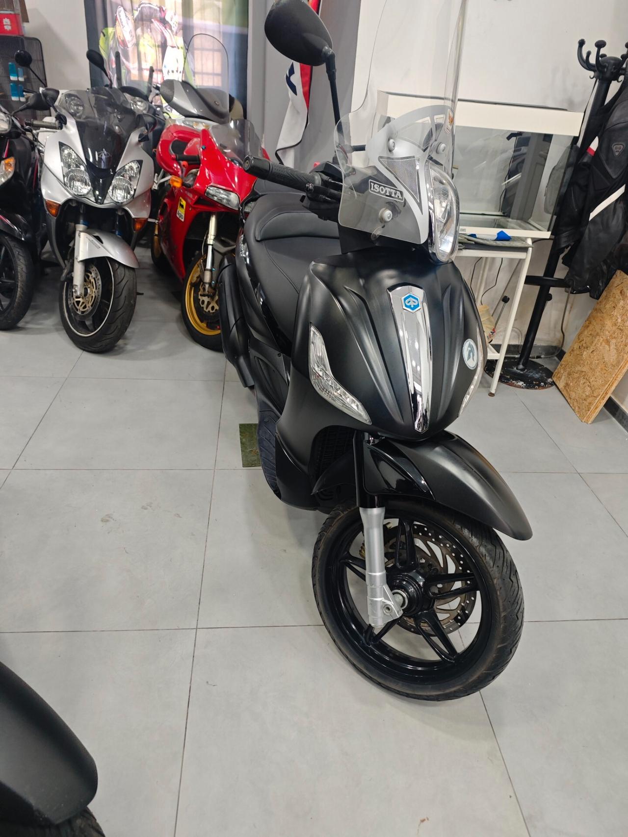 Piaggio Beverly 350 S sport abs