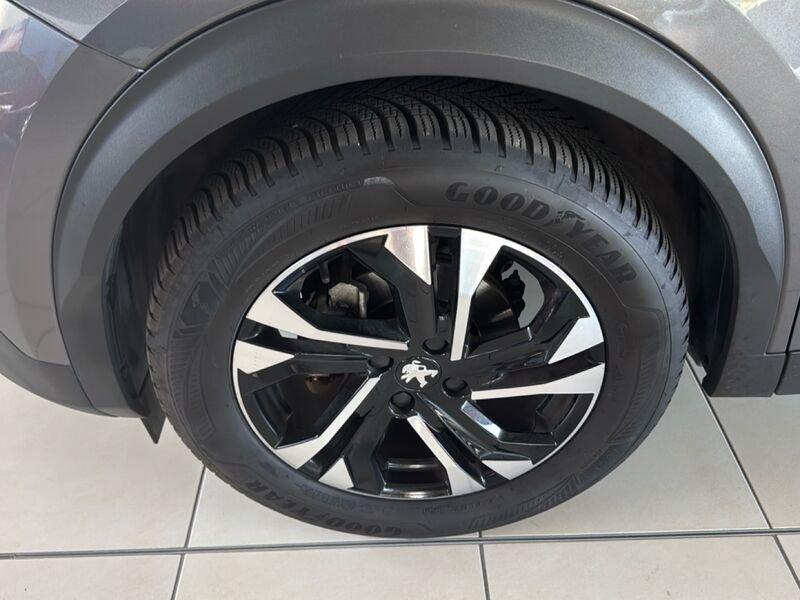 Peugeot 2008 PureTech 130 Allure Pack S/S Retrocamera