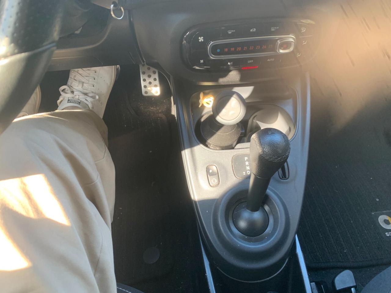 Smart ForTwo 70 1.0 twinamic BRABUS Style
