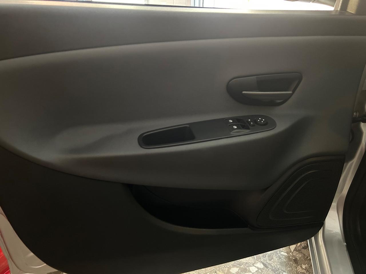 Lancia Ypsilon 0.9 B/M TwinAir Ecochic