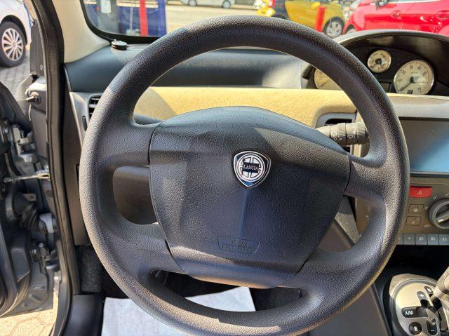 LANCIA Ypsilon Ypsilon II 1.4 16v Argento gpl automatica