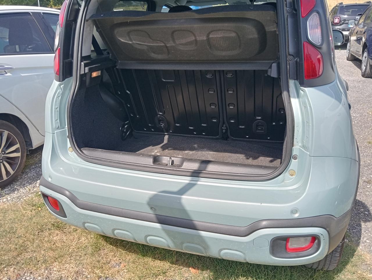Fiat Panda Cross 1.0 FireFly S&S Hybrid Launch Edition