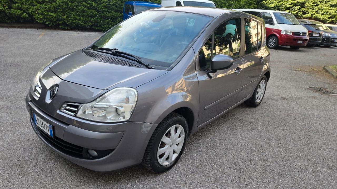 Renault Modus Grand Modus 1.5 dCi 90CV Neopatentati