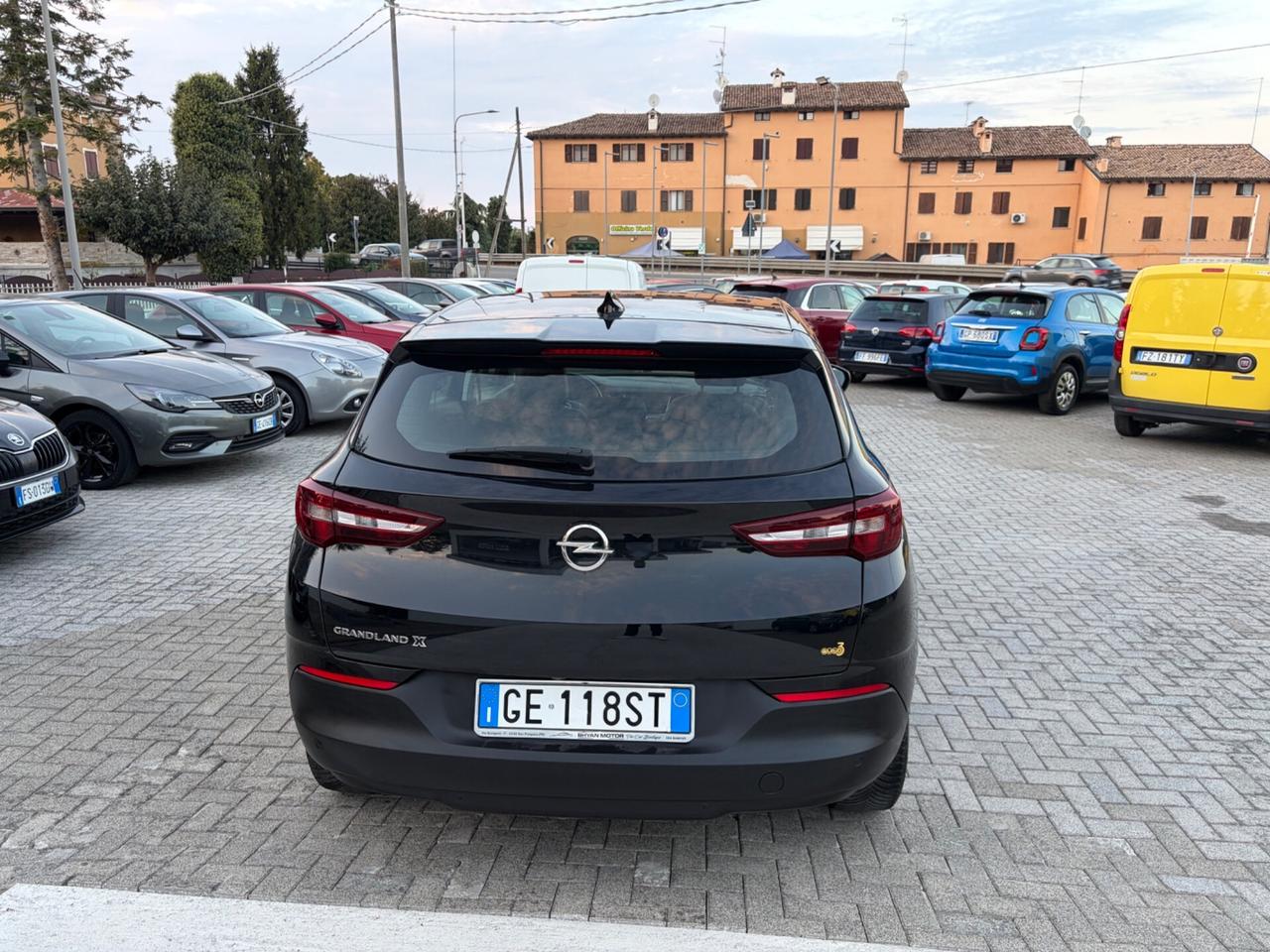 Opel Grandland X 1.5 diesel Ecotec Start&Stop aut. Business Ed.