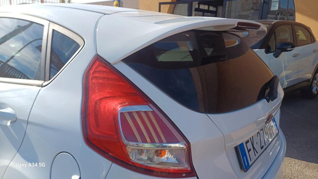 Ford Fiesta 1.5 TDCi 75CV 5 porte ST-Line