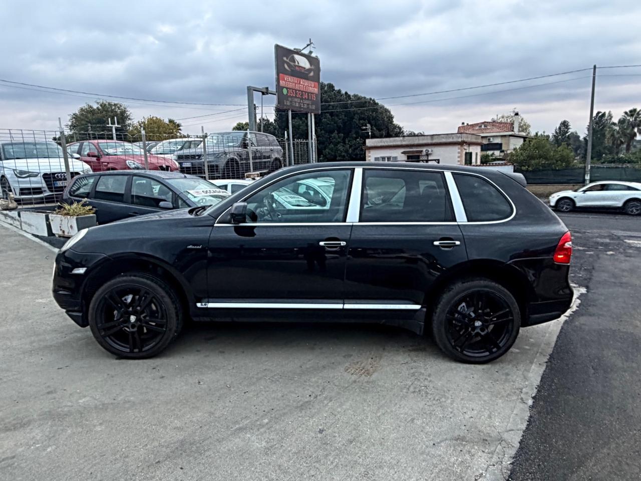 Porsche Cayenne 3.0 Diesel Garanzia 12 Mesi
