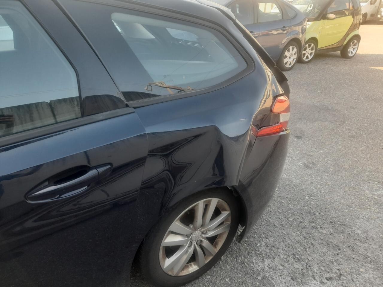 Peugeot 308 BlueHDi 120 S&S SW Business