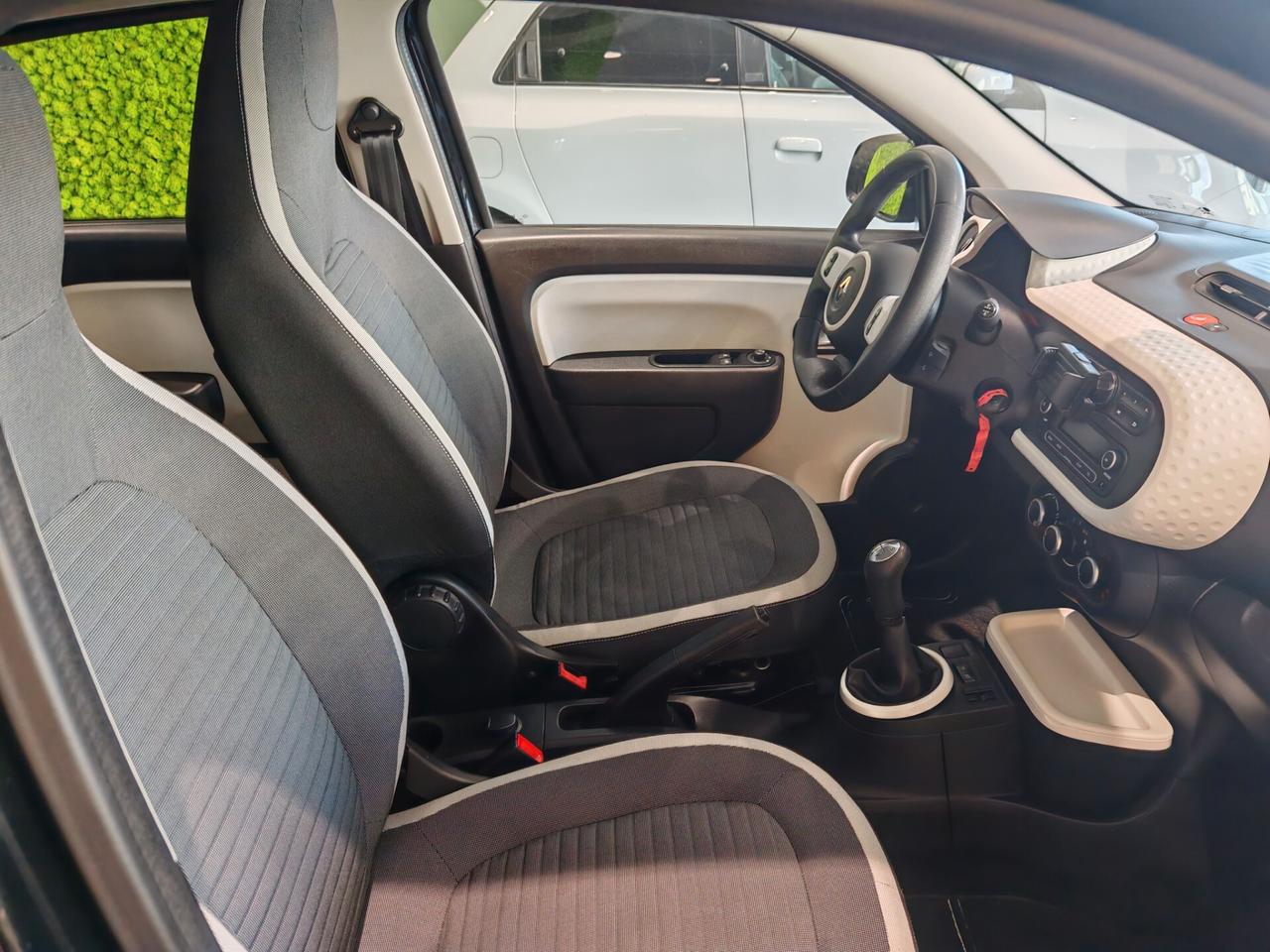 Renault Twingo 1.0 SCe Live