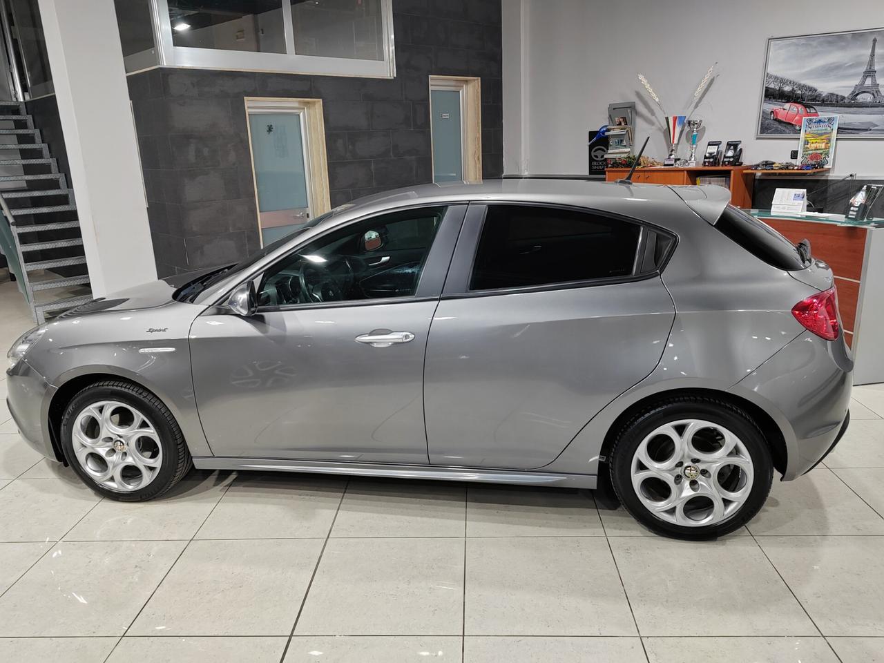 Alfa Romeo Giulietta 1.6 JTDm-2 105 CV Distinctive