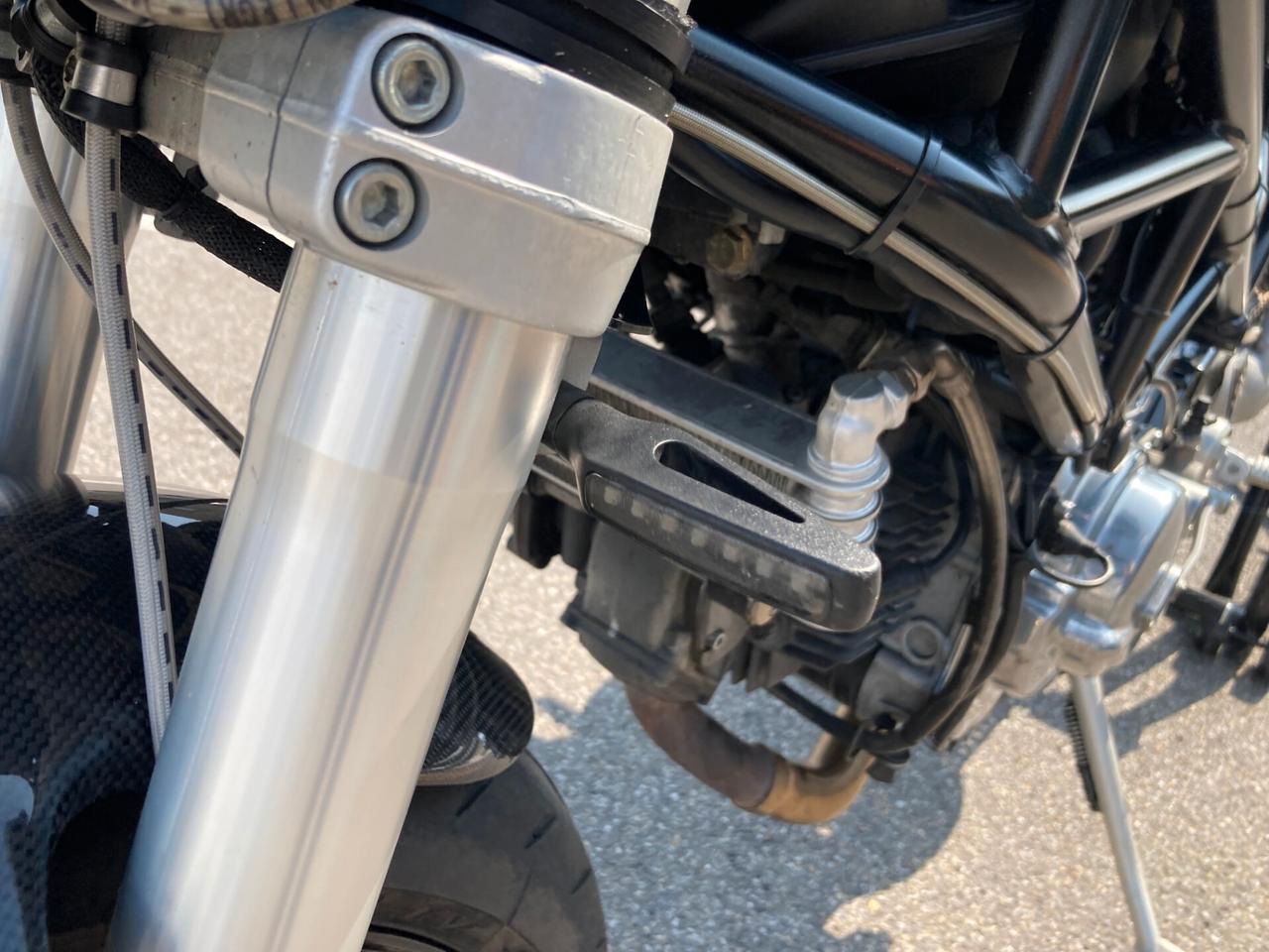 Ducati Monster S2 R COMENSOLI OLIVARI MIA