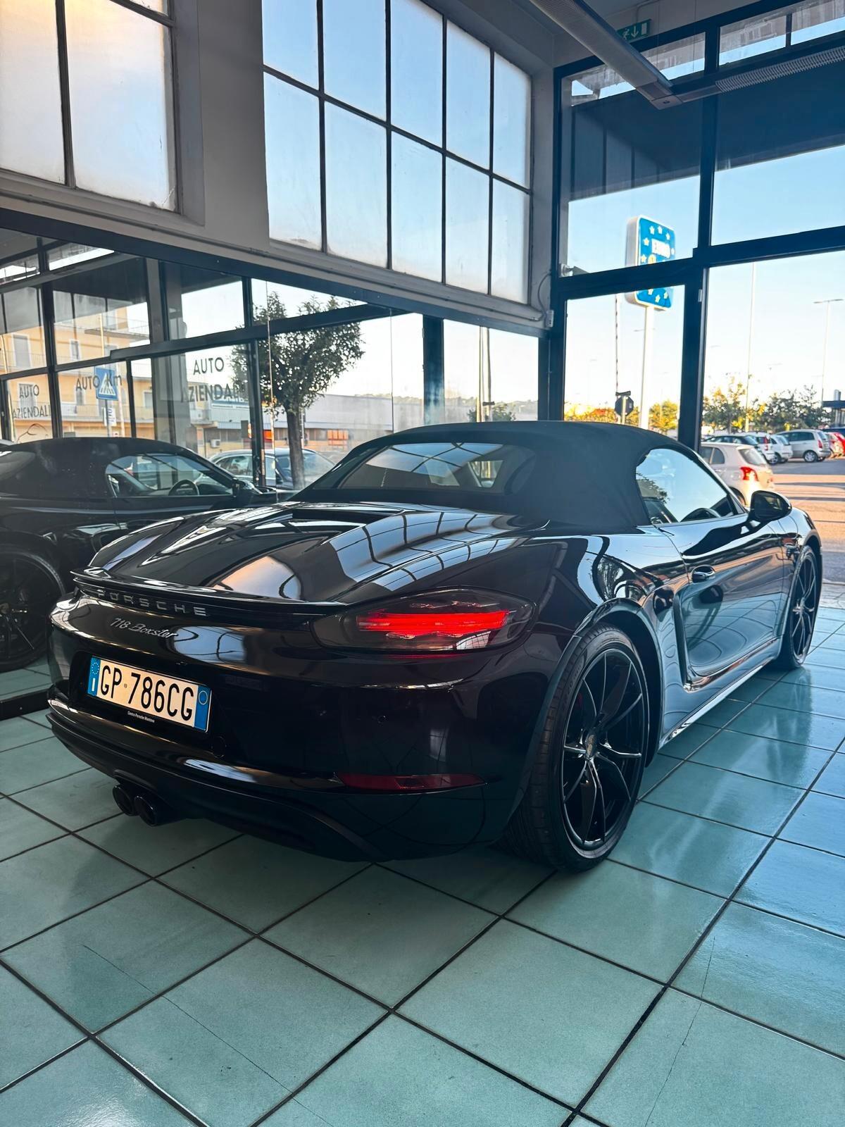 Porsche 718 Spyder Boxster 2.0