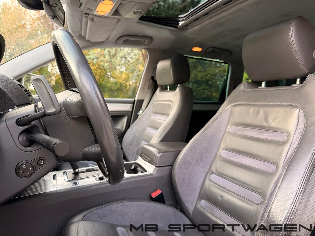 Volkswagen Touareg 6.0 W12 Sport