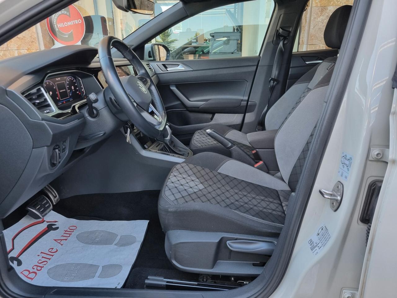 Volkswagen Taigo 1.0 tsi R-Line 110cv dsg