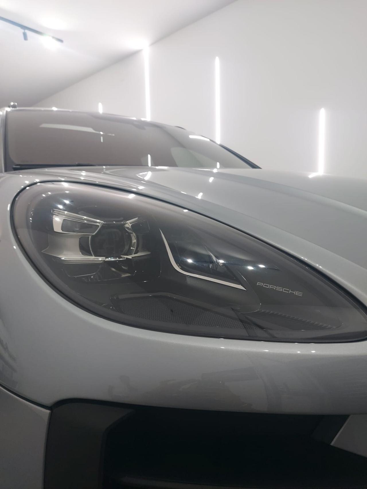 Porsche Macan 2.0 SPORT NO SUPERBOLLO