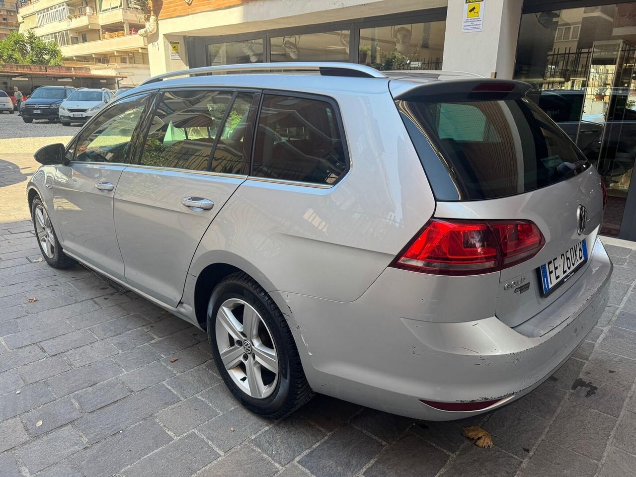 VOLKSWAGEN Golf Variant 1.4 TGI Comfor. BlueMotion