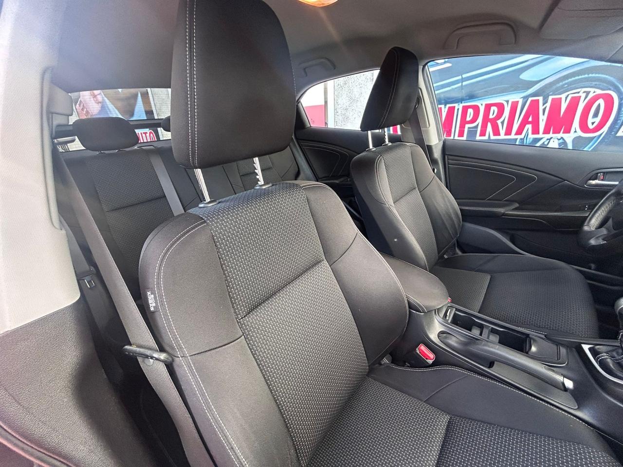 Honda Civic 1.6 i-DTEC Lifestyle Navi ADAS