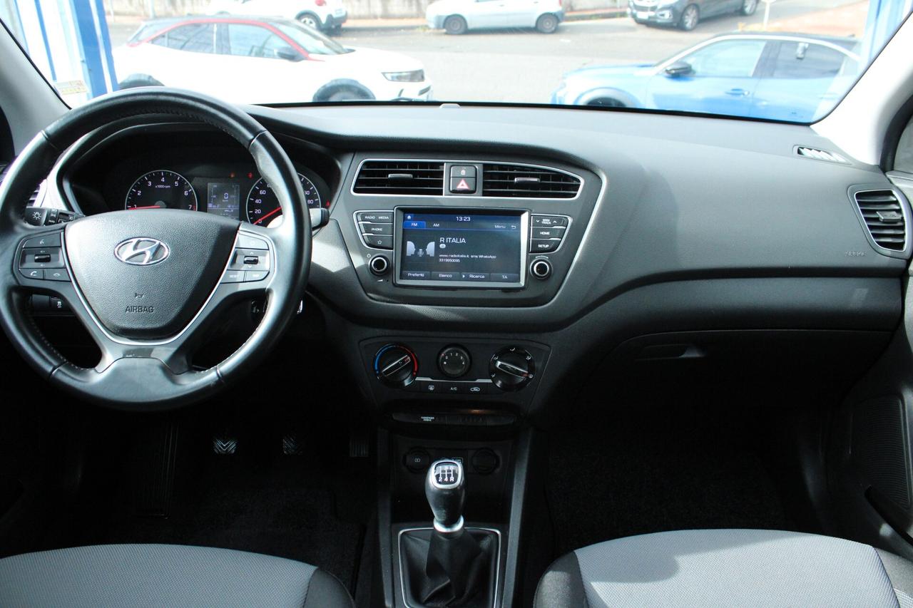 Hyundai i20 1.2 5 porte Tech