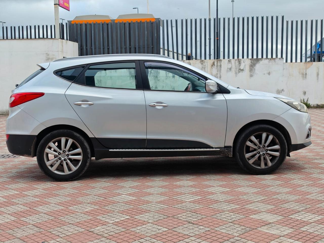 Hyundai iX35 1.7 CRDi 2WD Xpossible