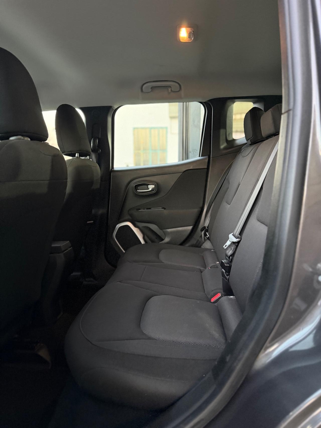 Jeep Renegade 1.6 E-TorQ EVO Longitude