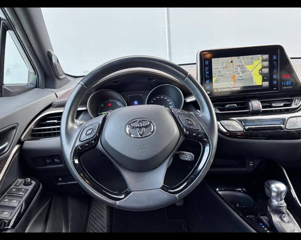 Toyota C-HR I 2016 - C-HR 1.8h Lounge 2wd e-cvt my18