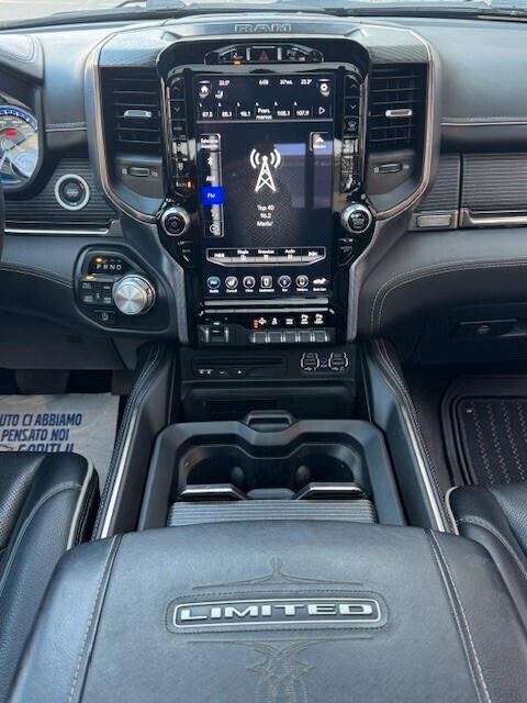 DODGE RAM 1500 LIMITED CREW CAB 4x4 E-TORQUE 5.7L V8