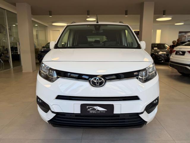 Toyota Proace City 7 posti