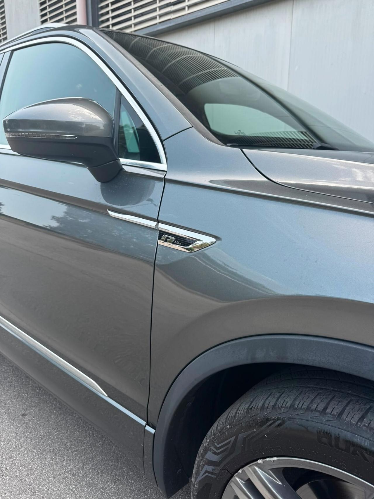 Volkswagen Tiguan 2.0 TDI SCR DSG 4MOTION Rline
