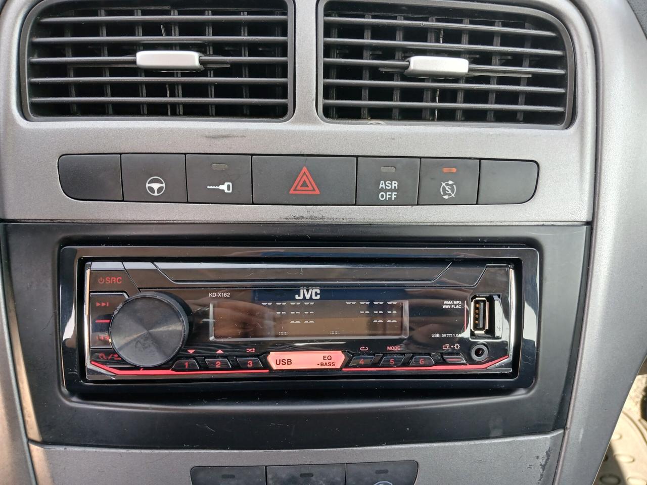 Fiat Punto 1.3 MJET 85CV 2012 OK NEOPATENTATI